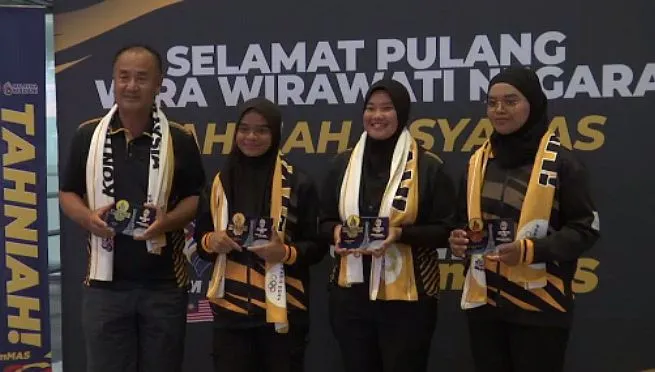 memanah-trio-wanita-pulang.jpg