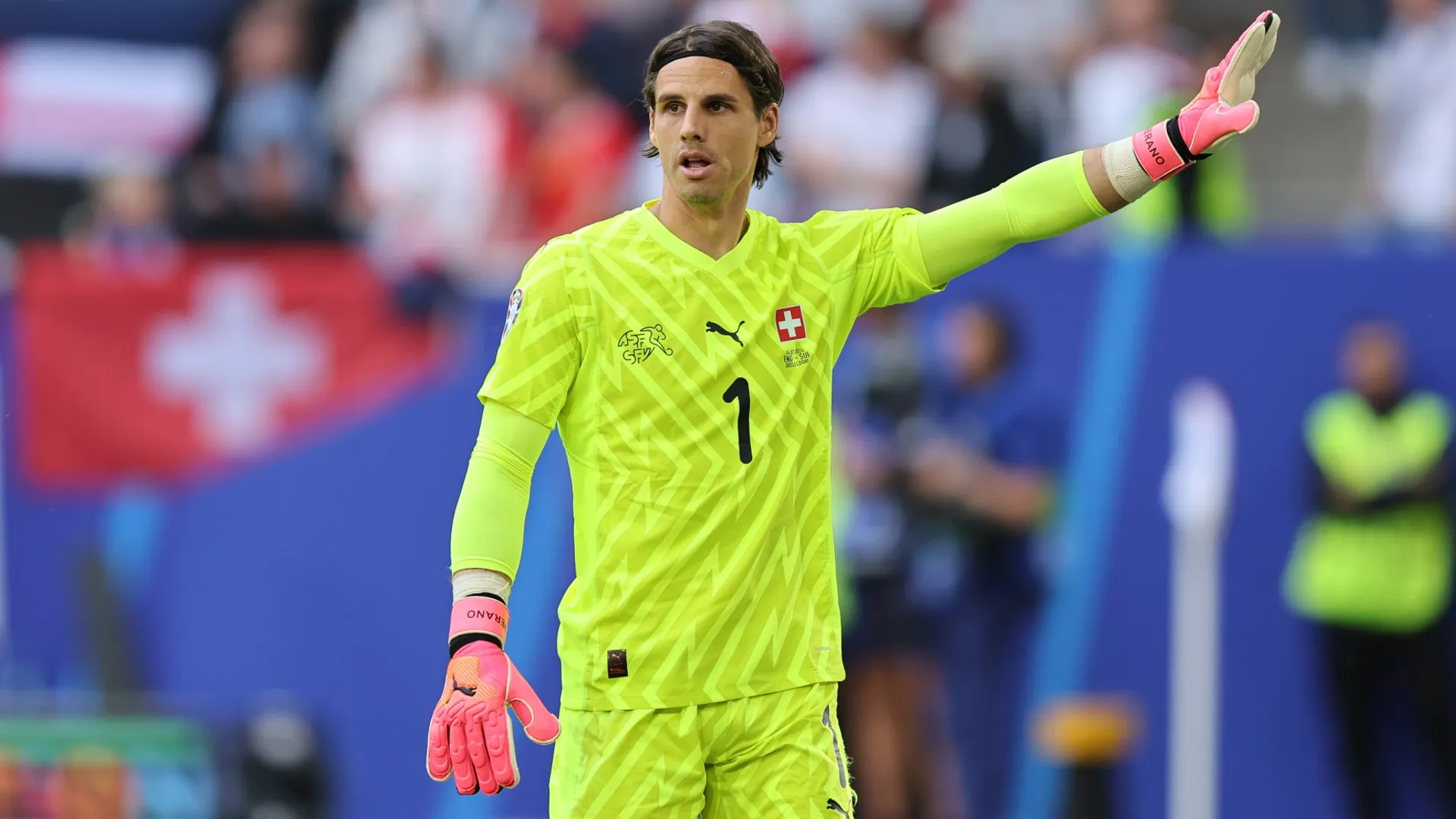 yann-sommer-for-switzerland_xj4mnaxqktgc1urgpbhlix8z9.jpg