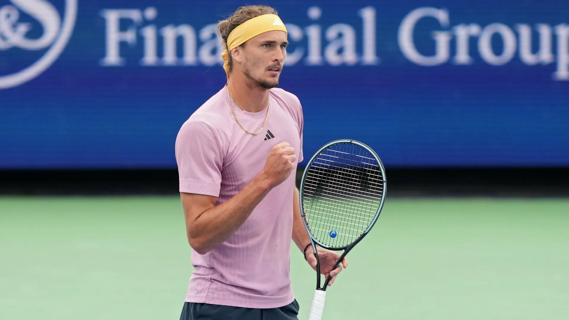 zverev_1n56mw3xxa3py192nk6i0f2kit.jpg