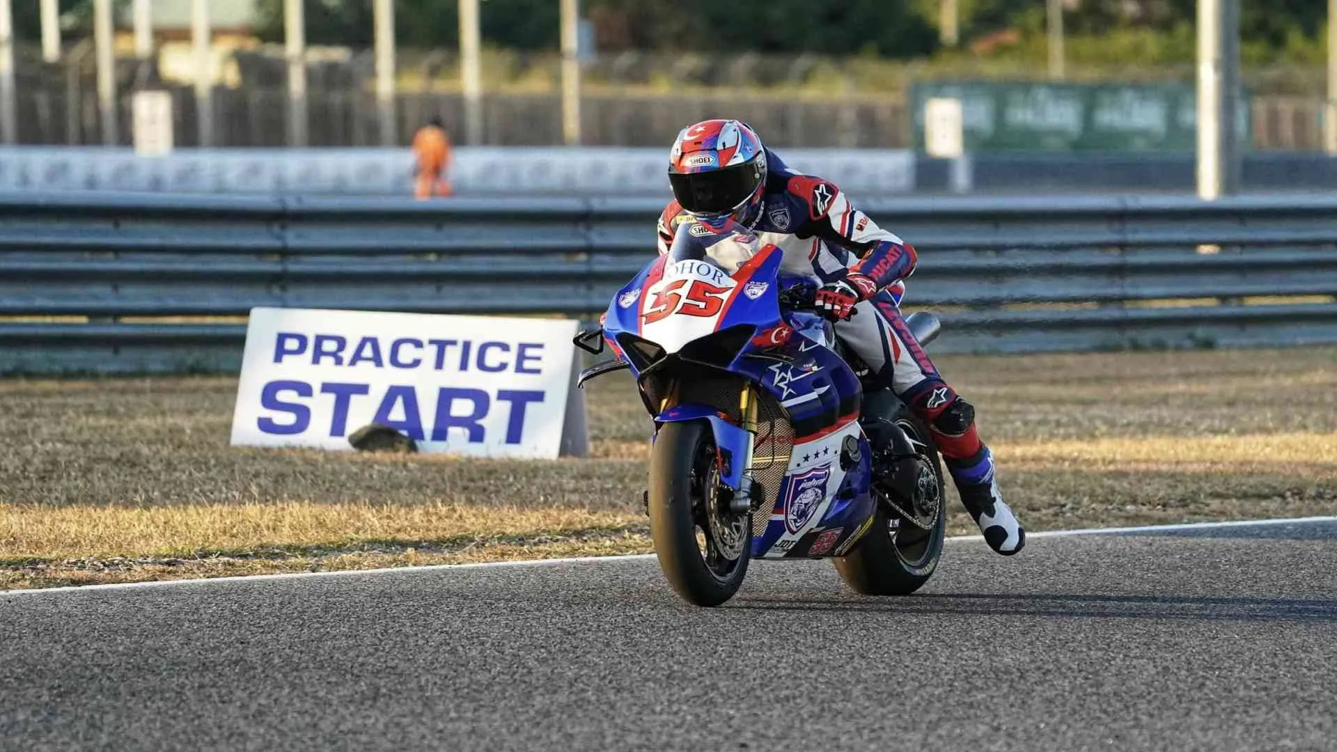 hafizh-syahrin-jdt-racing-team-2024.jpg