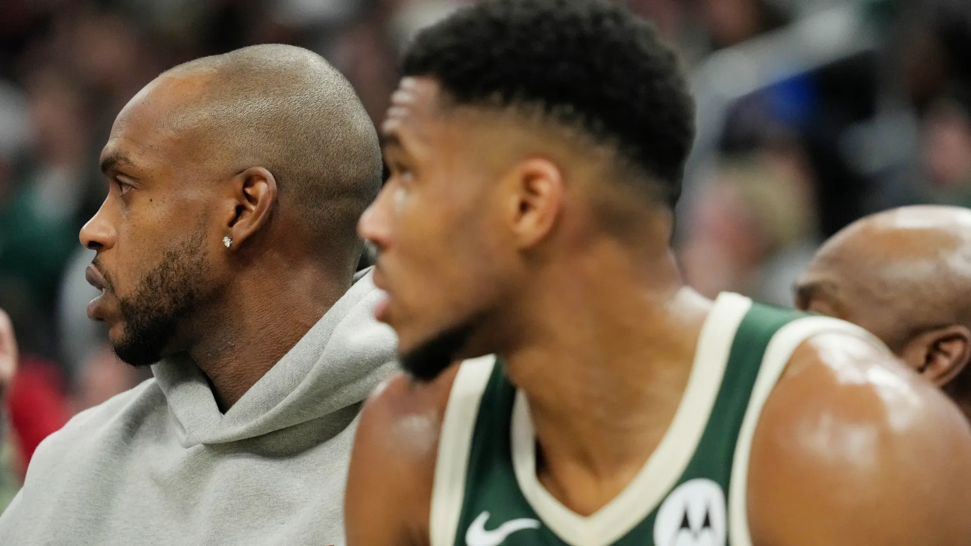khris-middleton_1q1ec138jrqfk1rznuhf7g0f6r.jpg