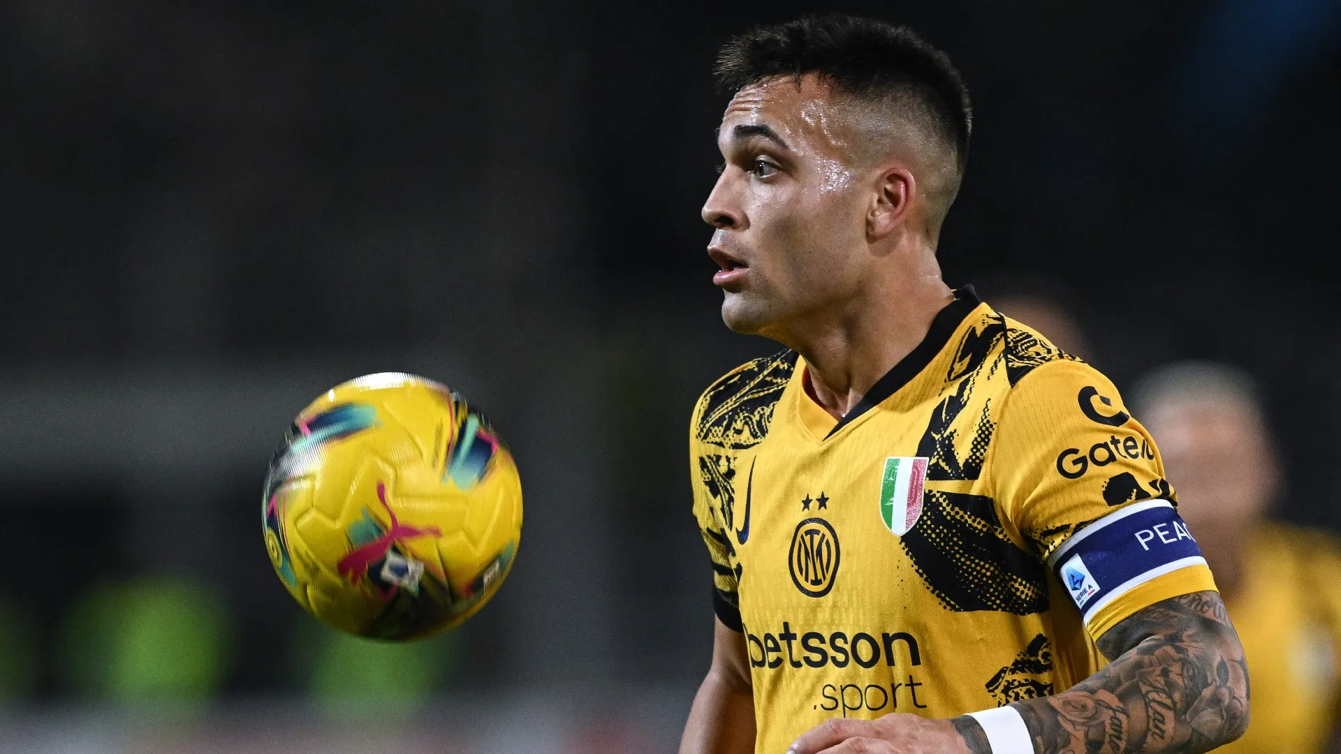lautaro-martinez-of-internazionale_1fyvu0yv5id61molyhbtkrx0u.jpg