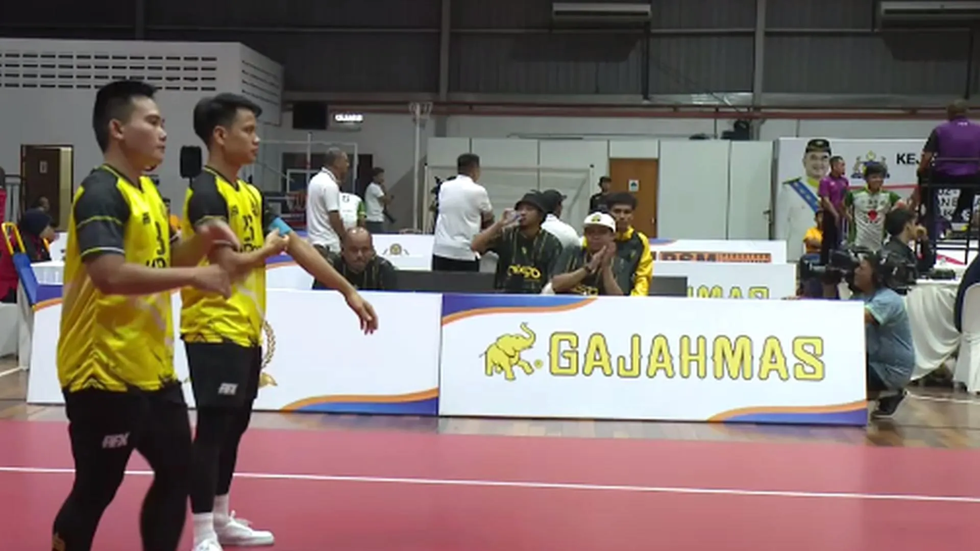 regu-perak-piala-tun-ali.jpg
