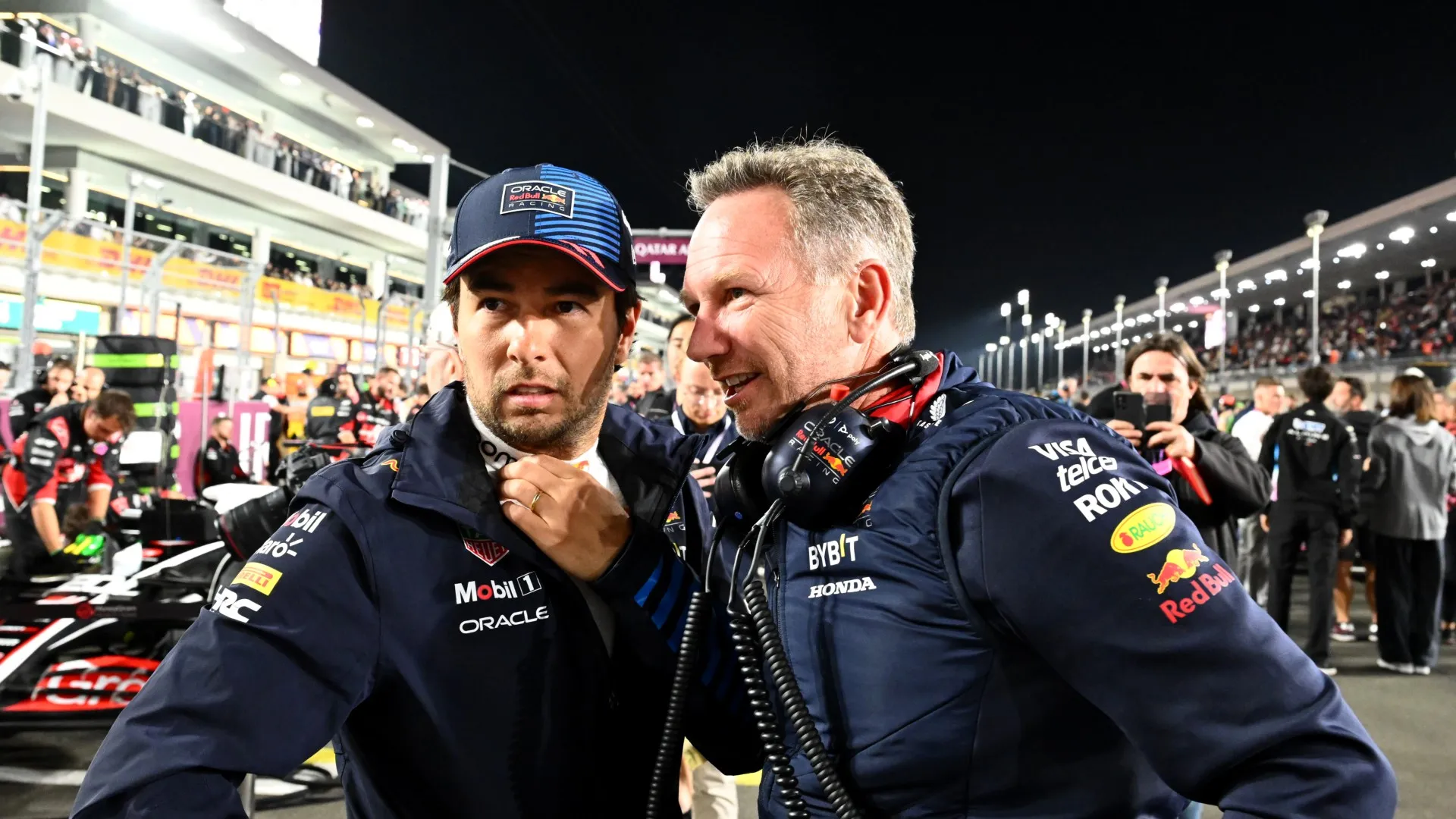 sergio-perez-and-christian-horner_1oew9w30vxru01qi5pxo8mvh0q.jpg