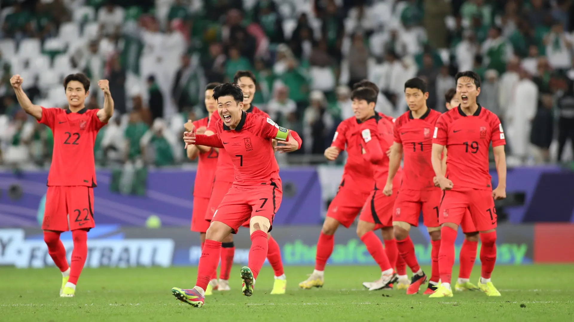 son-south-korea_7j5kqh3ko6xb17h9o8kqt3e3r.jpg