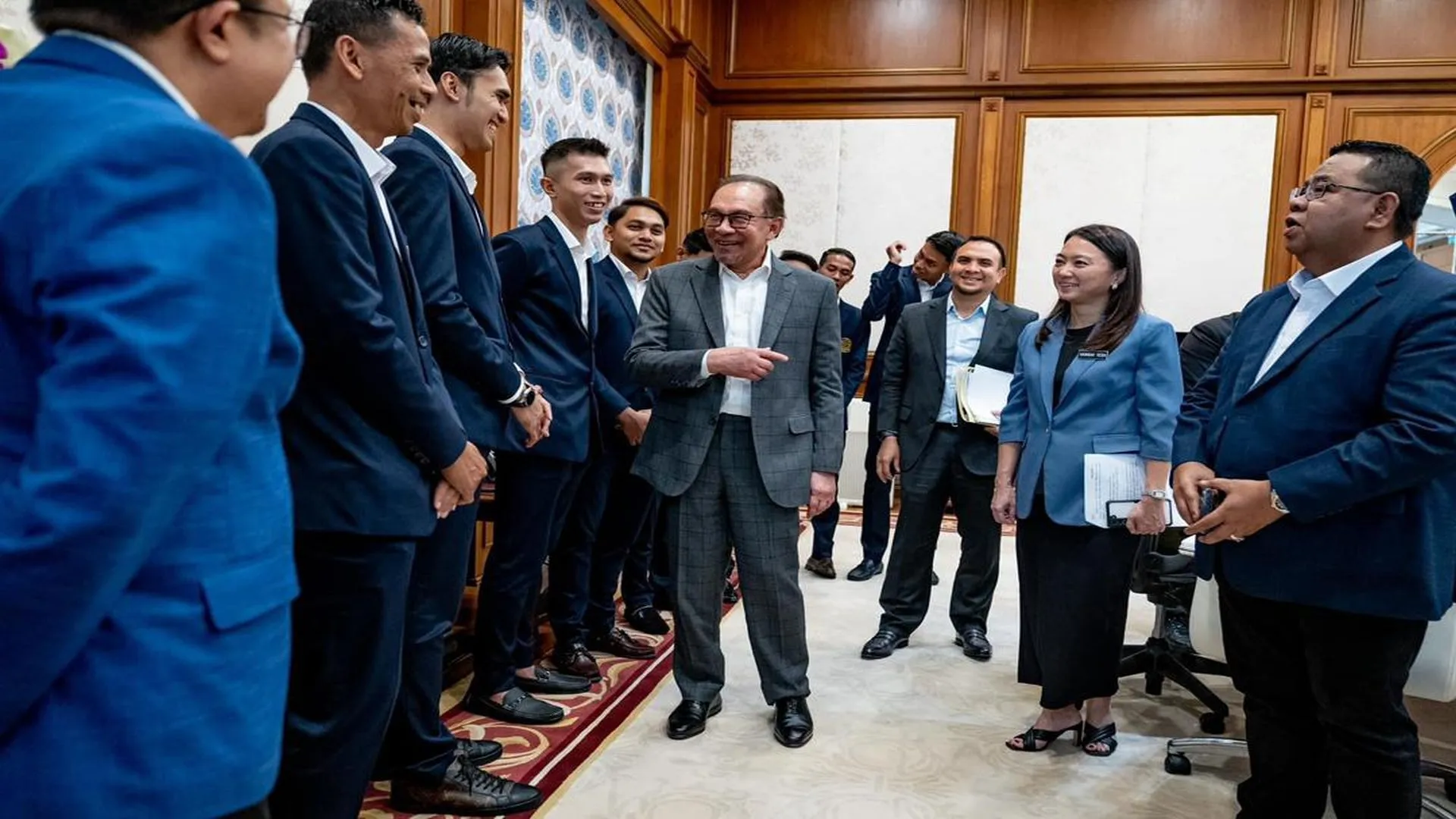 anwar.jpg