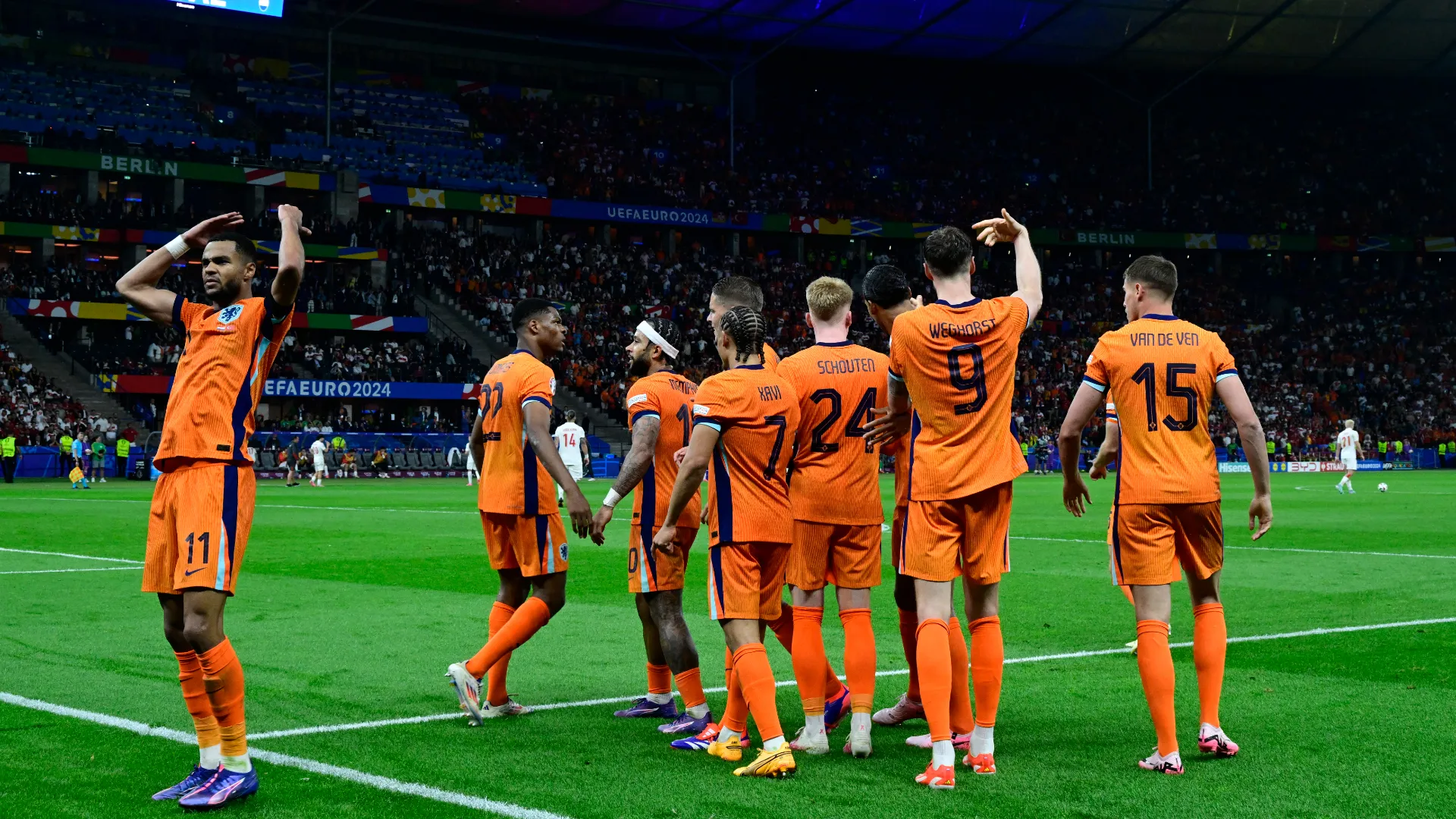 cody-gakpo-leads-the-netherlands-celebrations-on-saturday_xivt4w6f7lzf1rp1gaieovybl.jpg
