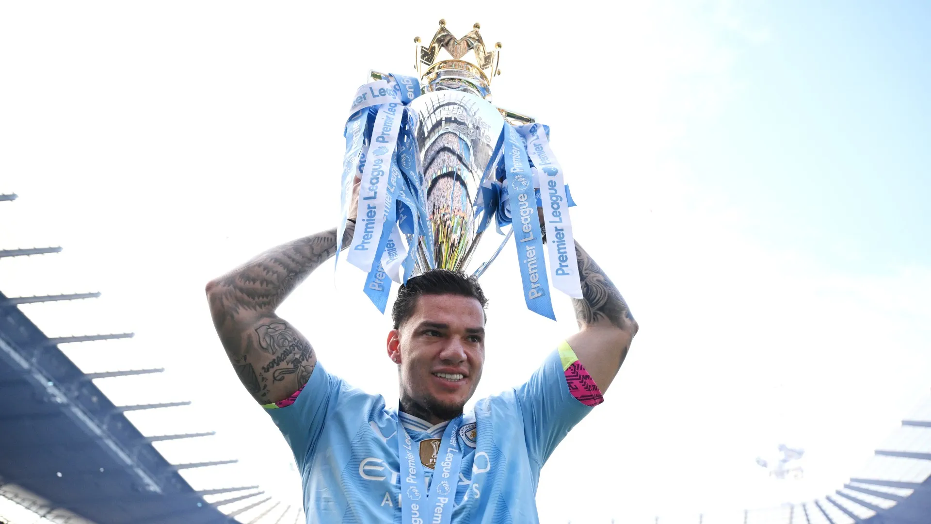 ederson_k7xob6p3tv4617qcdf6l5j7ur.jpg