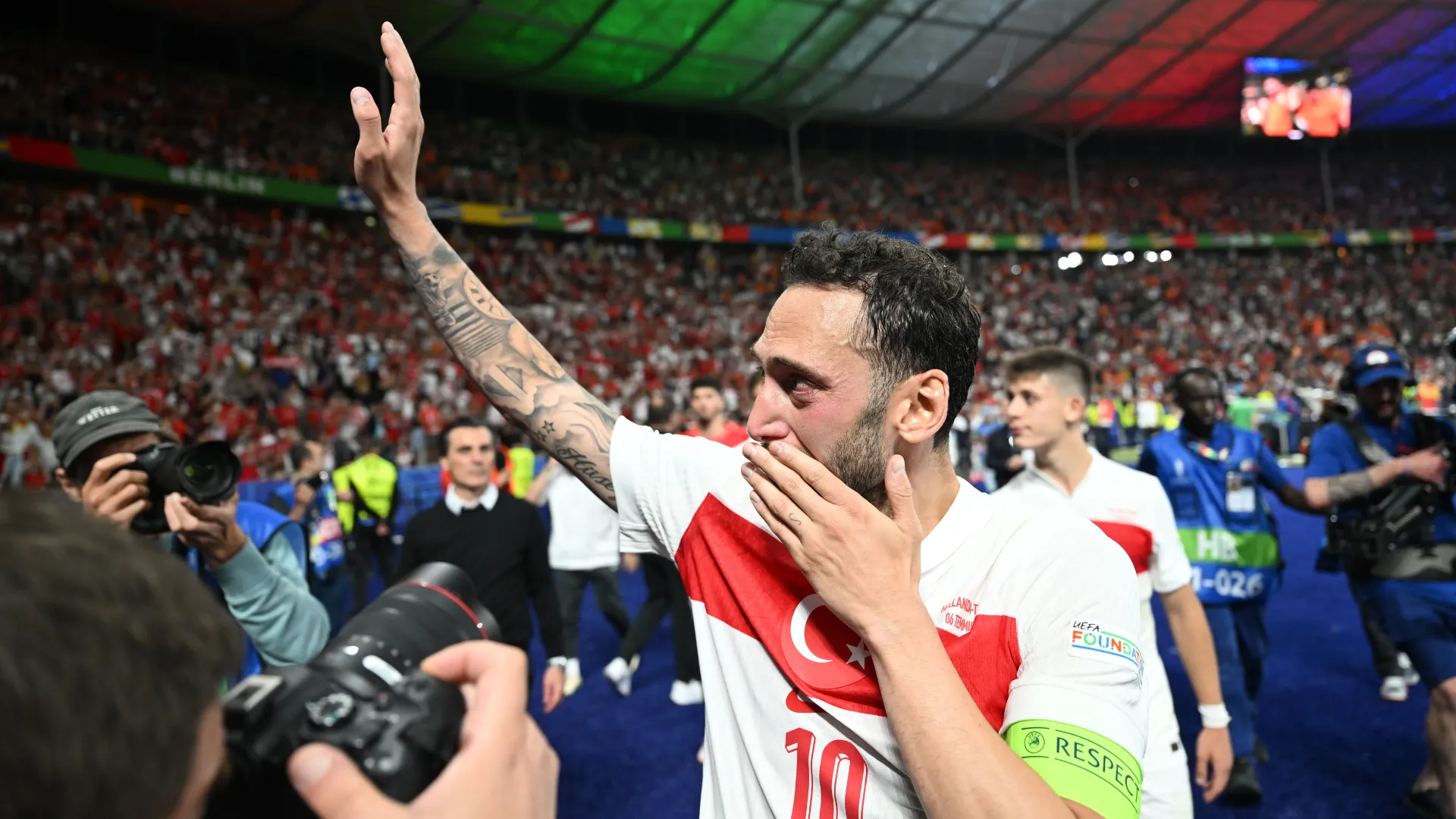 hakan-calhanoglu_gvecp49pmuu215j8rq4ixy20d.png
