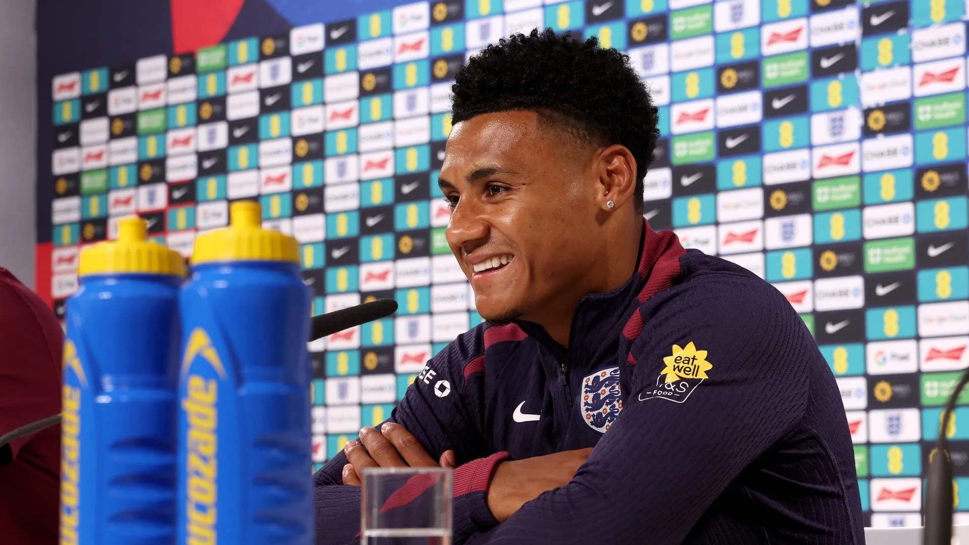ollie-watkins.jpg