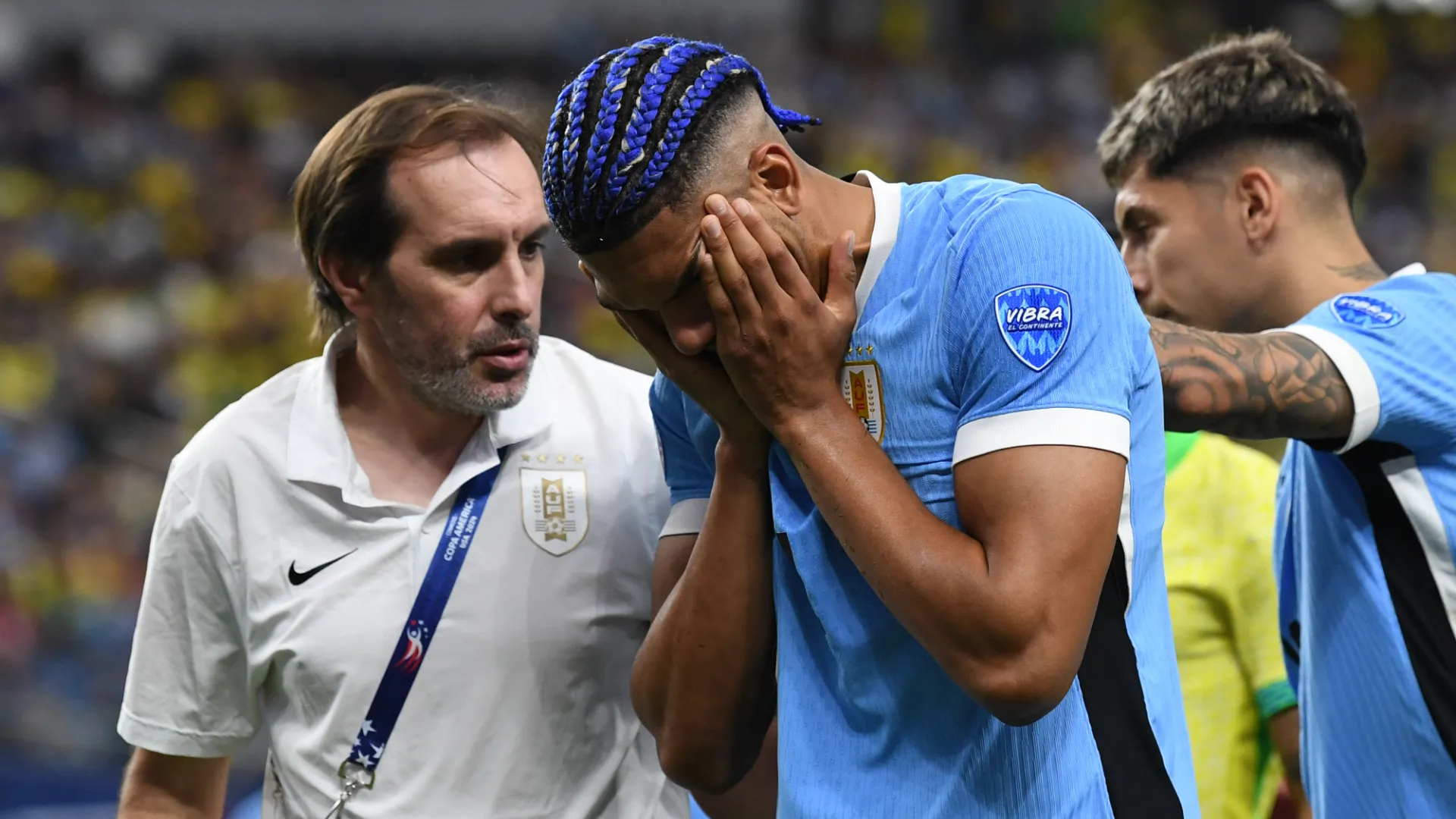 ronald-araujo_1kq0kcyguvkcp110vkcc0k5vxl.jpg