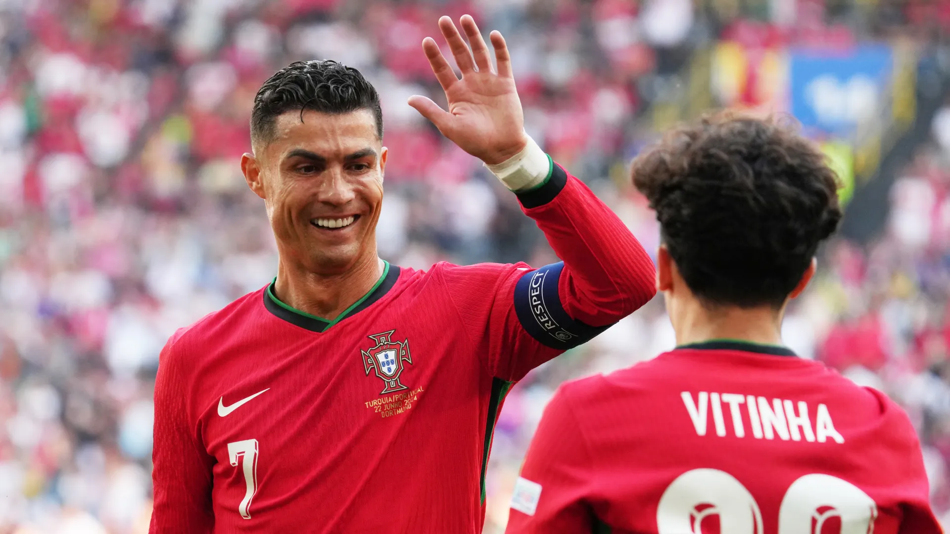 cristiano-ronaldo_15bj1ooowqa7215bjbb5vjkdoh.jpg