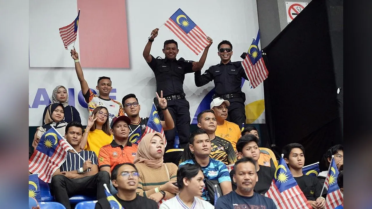 fans-sepak-takraw.jpg