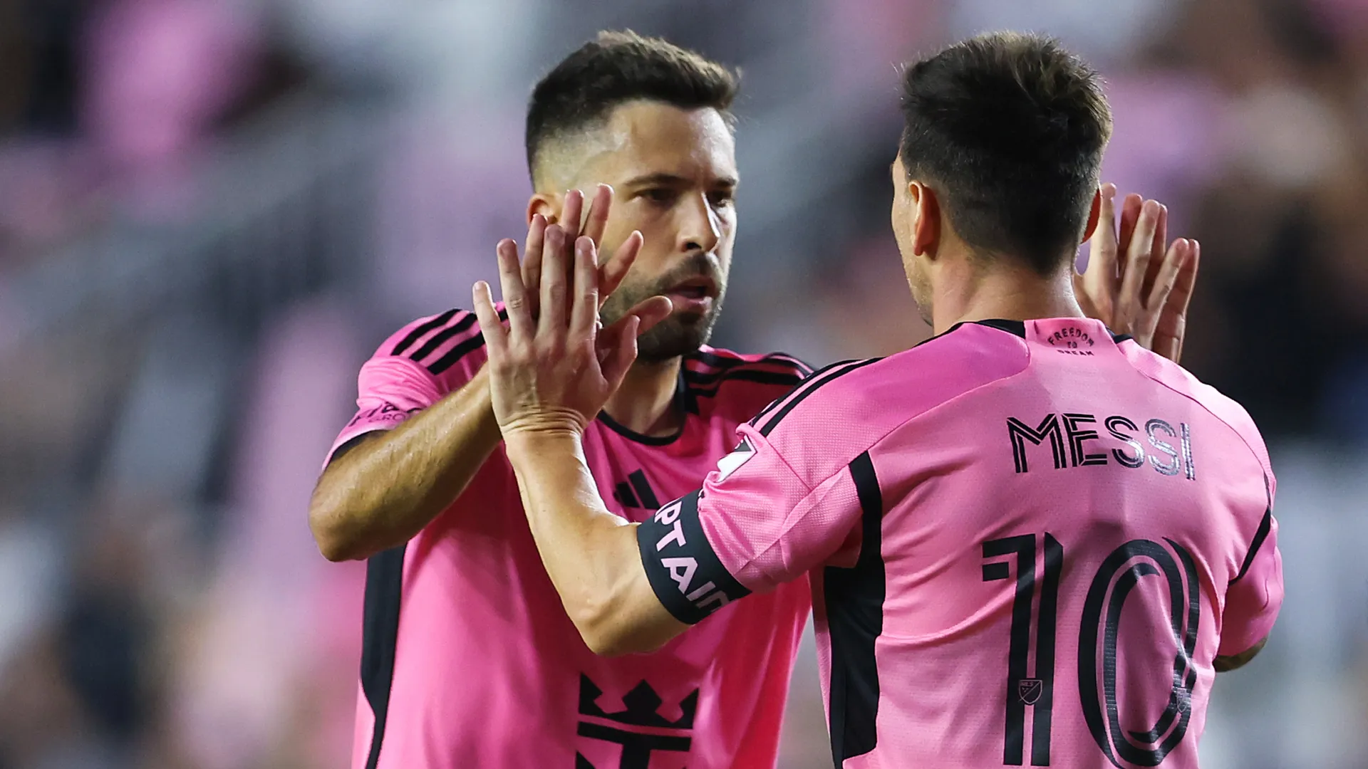 lionel-messi-and-jordi-alba_y50im876ibjx13lfc8ead3kfl.jpg