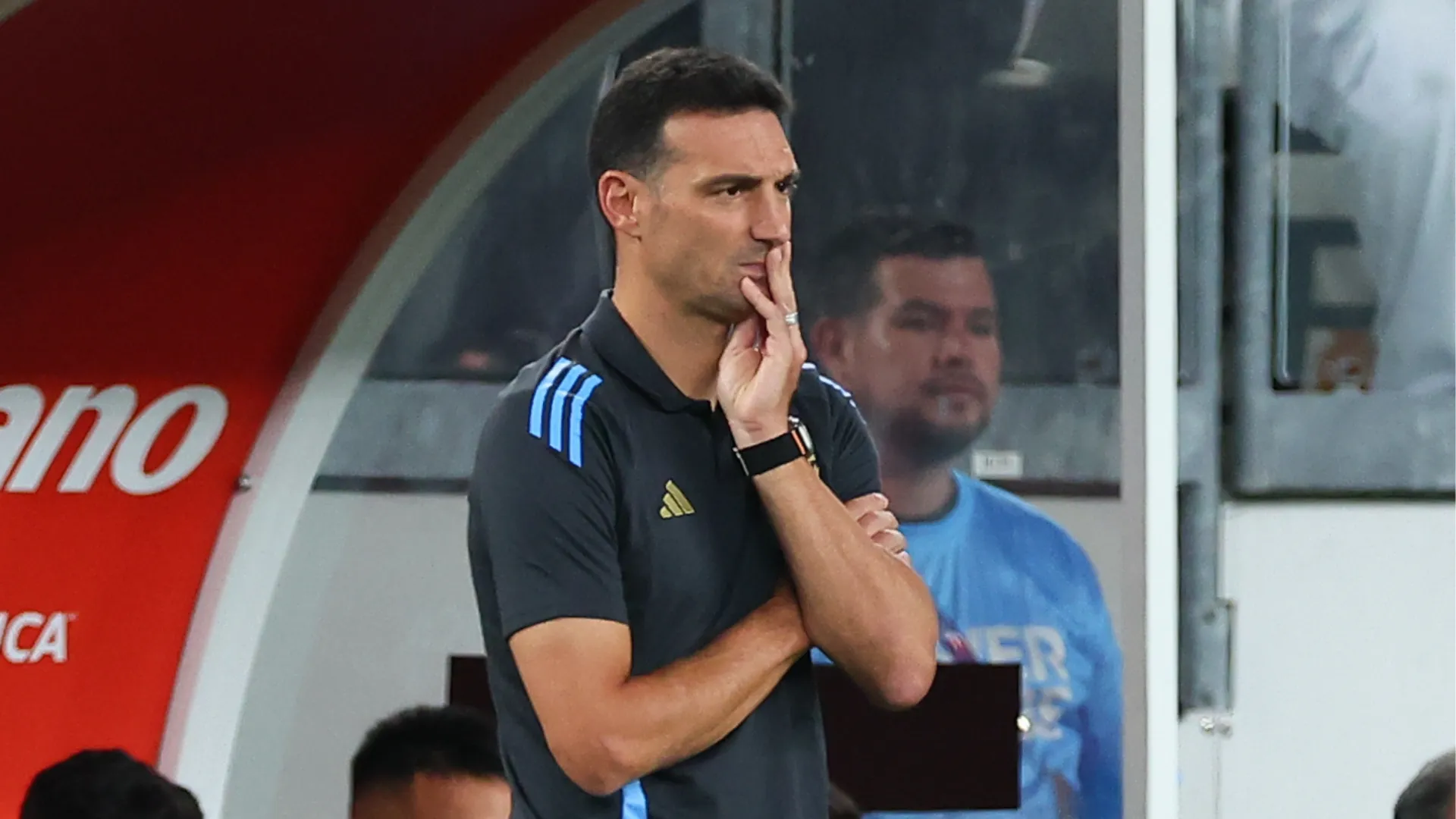 lionel-scaloni_18zjnb18fpt7r1jl8tirdv7xvu.png