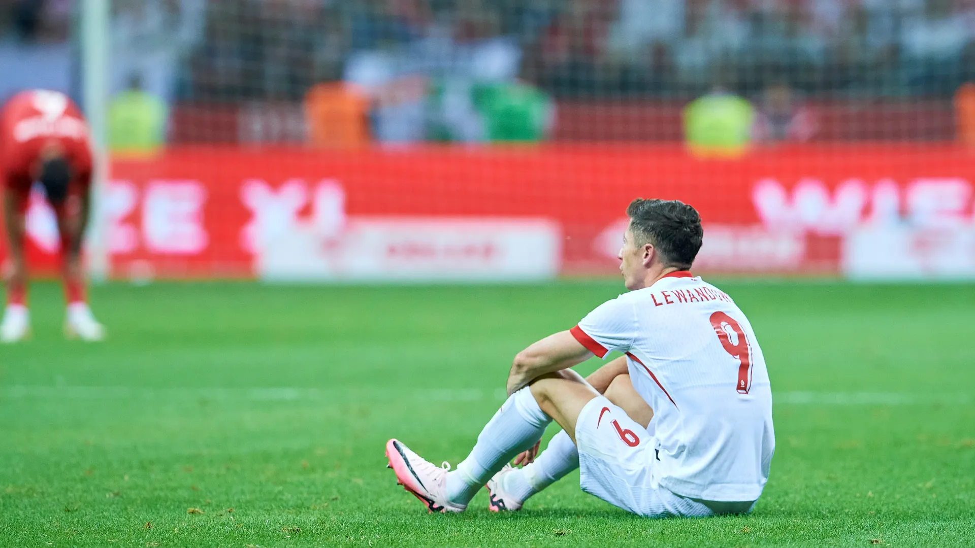 robert-lewandowski_hywuy9cattip1jpwod8oc19ci.png