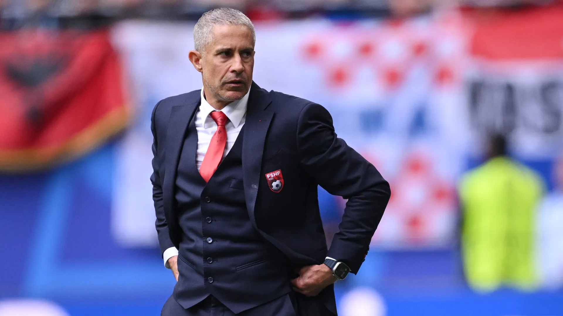 sylvinho_2u56xc1oqno21nrdq97ho3r7s.jpg