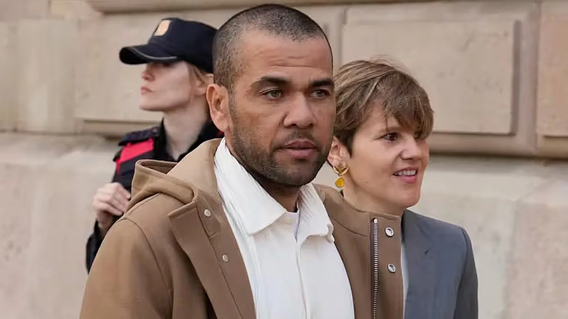 dani-alves.jpg