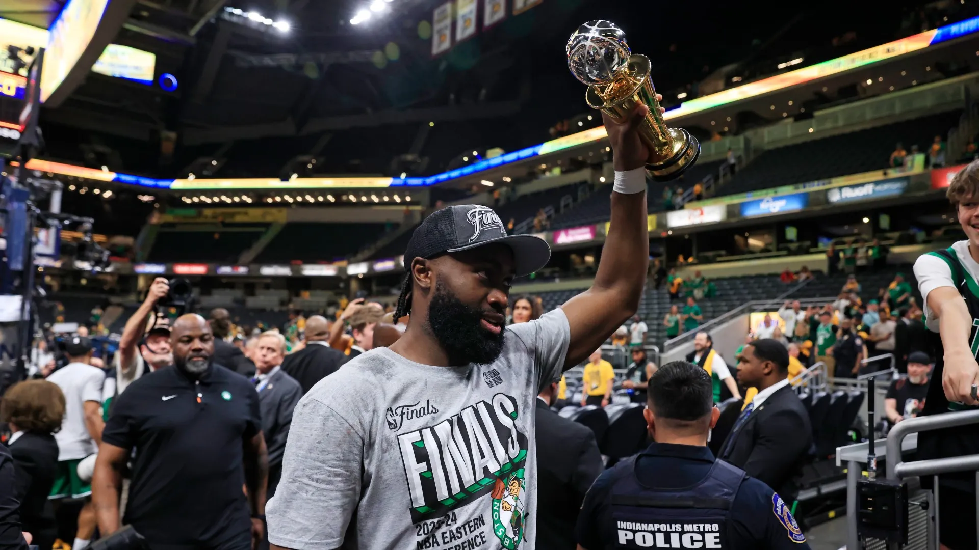 jaylen-brown_1127zd5afxi9q1fouk8jyg0xhw.jpg