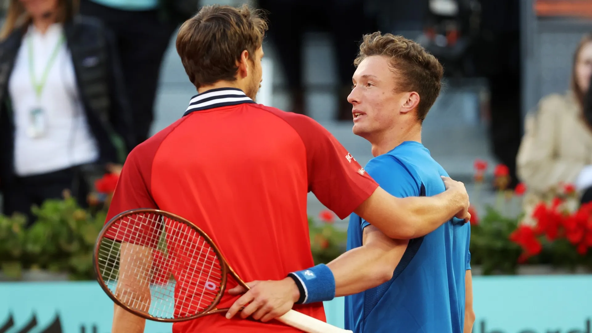 medvedev_13kuetgubtz6ozz5yvopfoth2.jpg