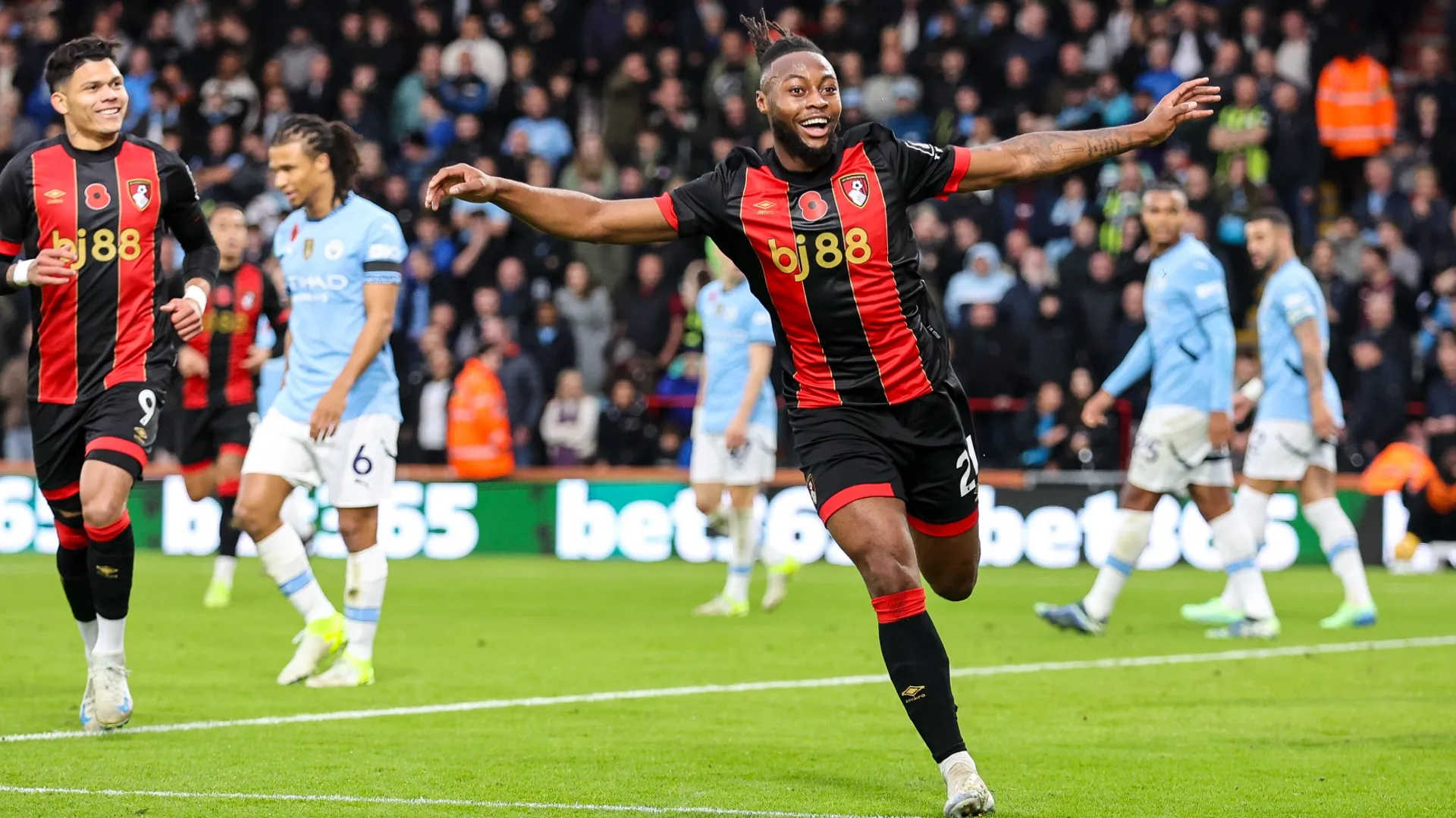 antoine-semenyo-celebrates-scoring-against-manchester-city_nb3strbc7aff1rr8jjhgdfg77.jpg