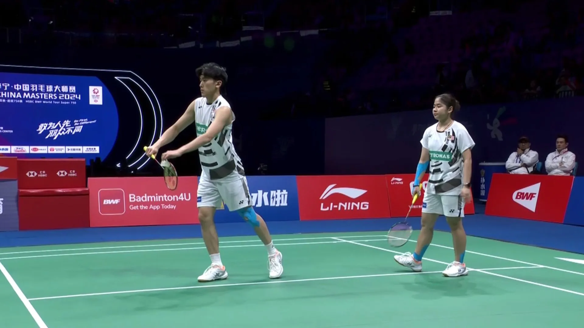 badminton.jpg