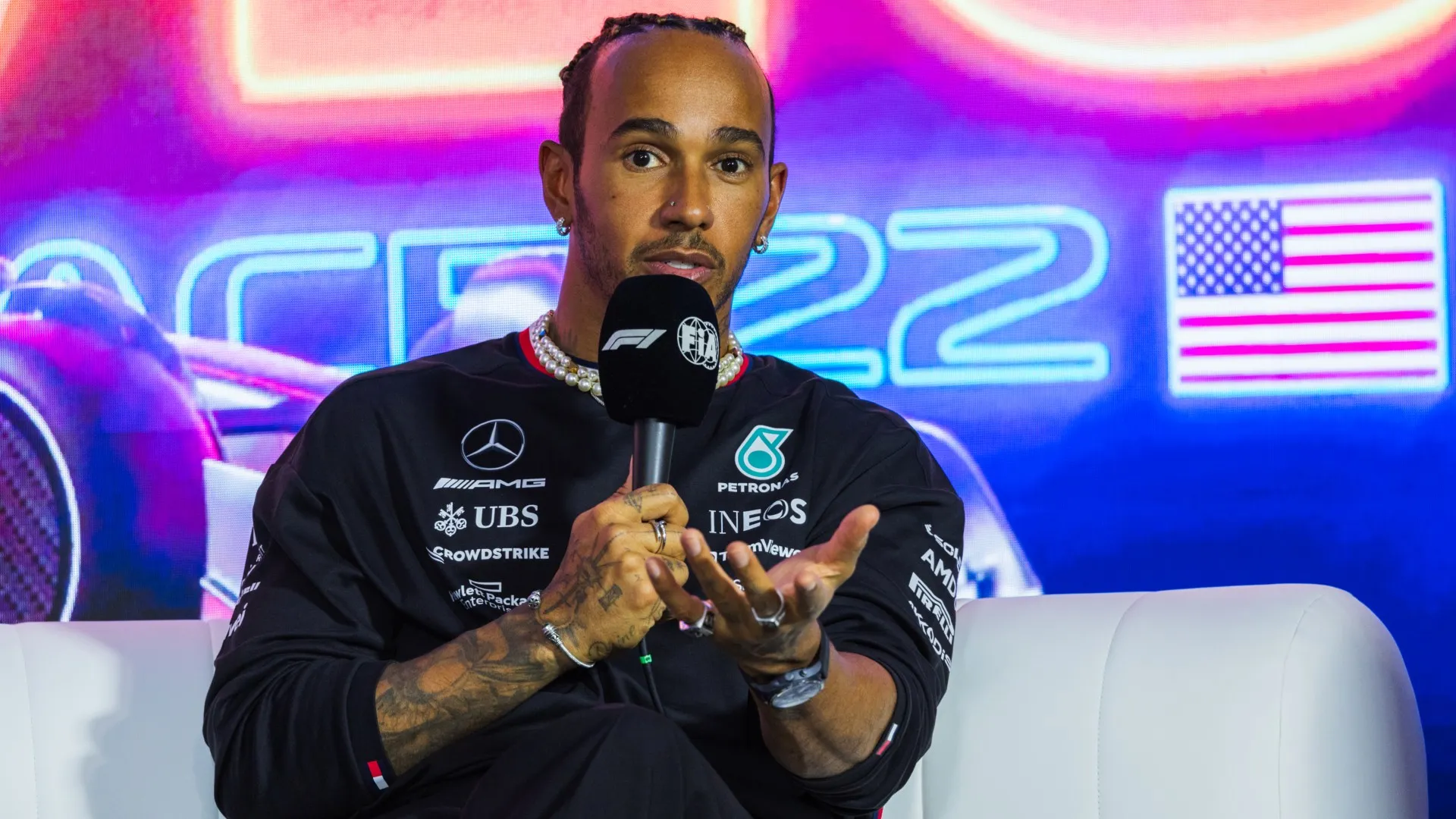 lewis-hamilton-speaks-at-the-las-vegas-grand-prix_19rexqnywgoqw1f2eisv7nwk12.jpg