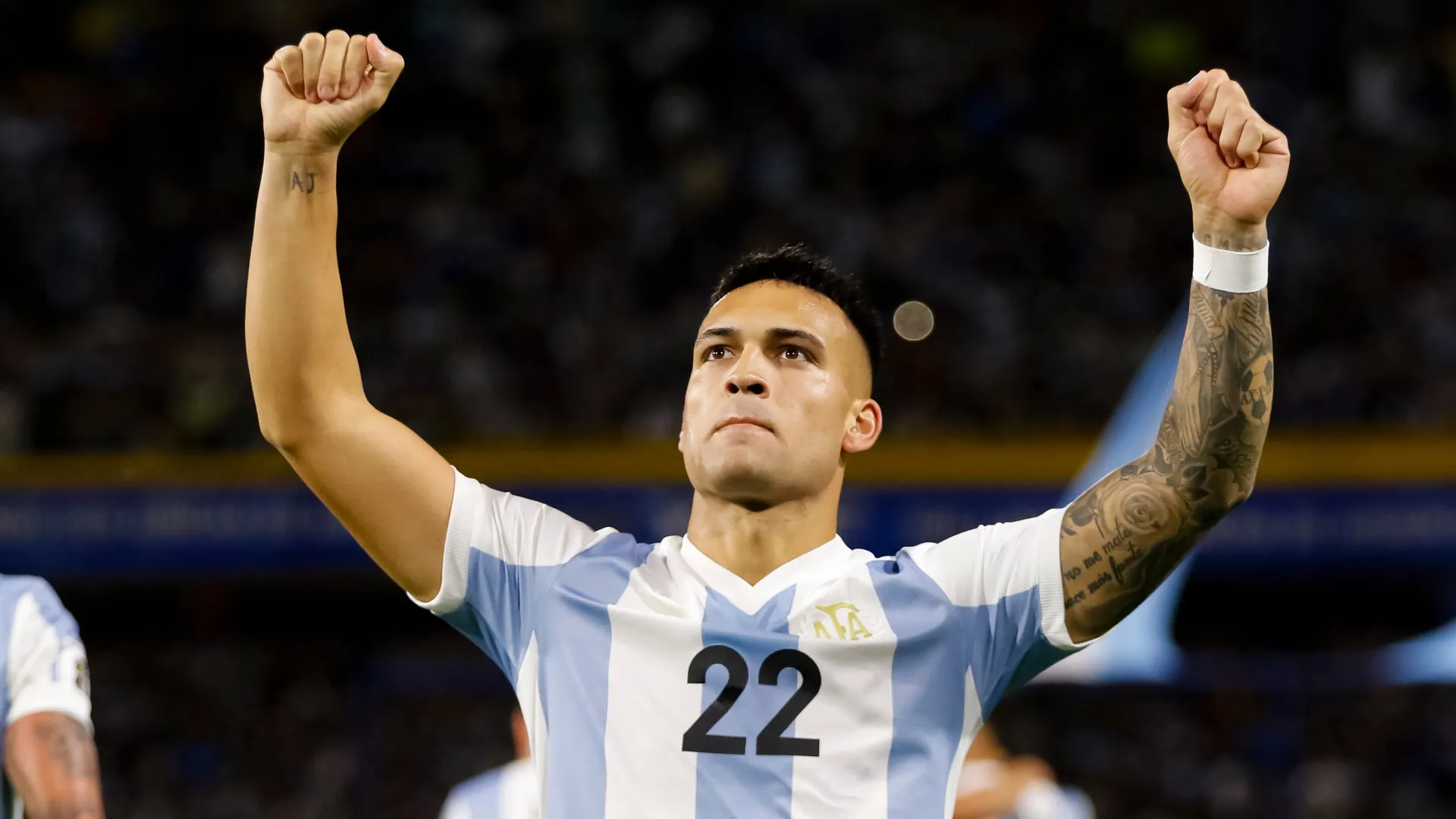 martinez_1w10j1efk3cdx1xx7q2o1r2hua.jpg