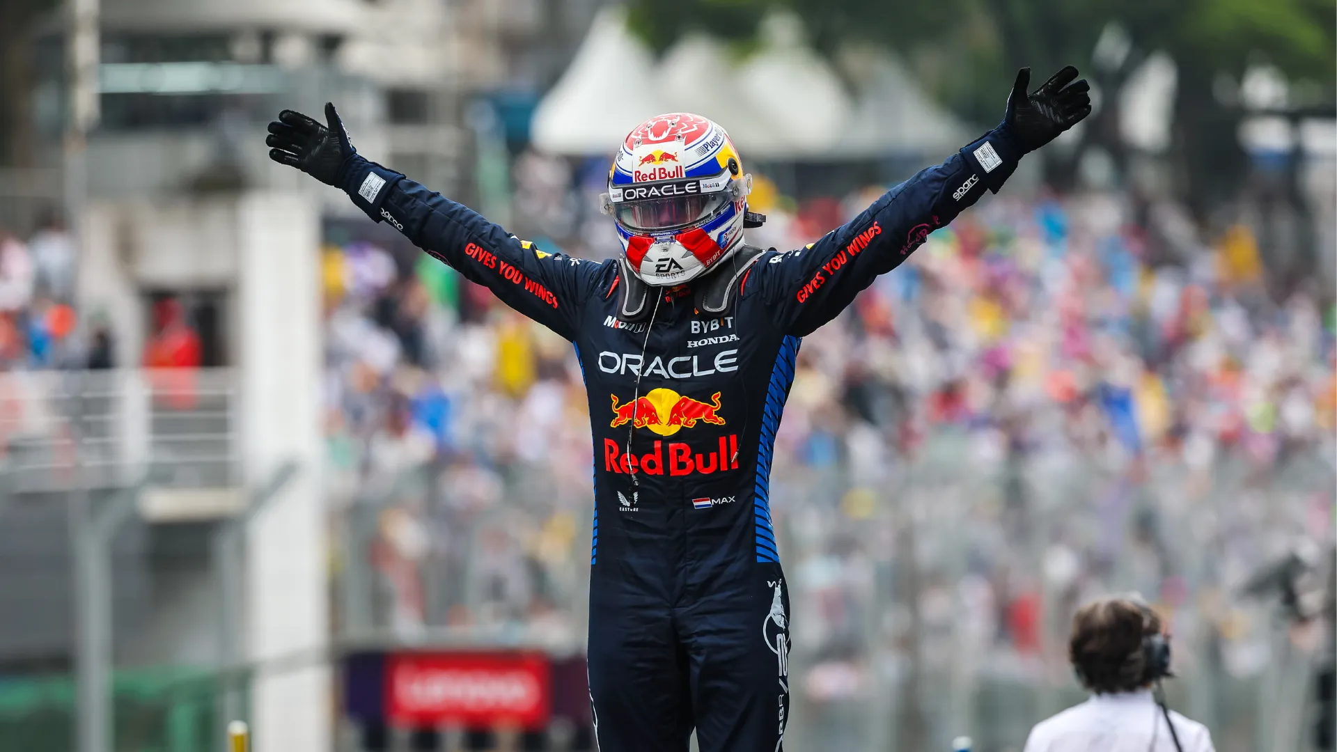 max-verstappen_19smbgym79c2d18tj86ebbktg5.png