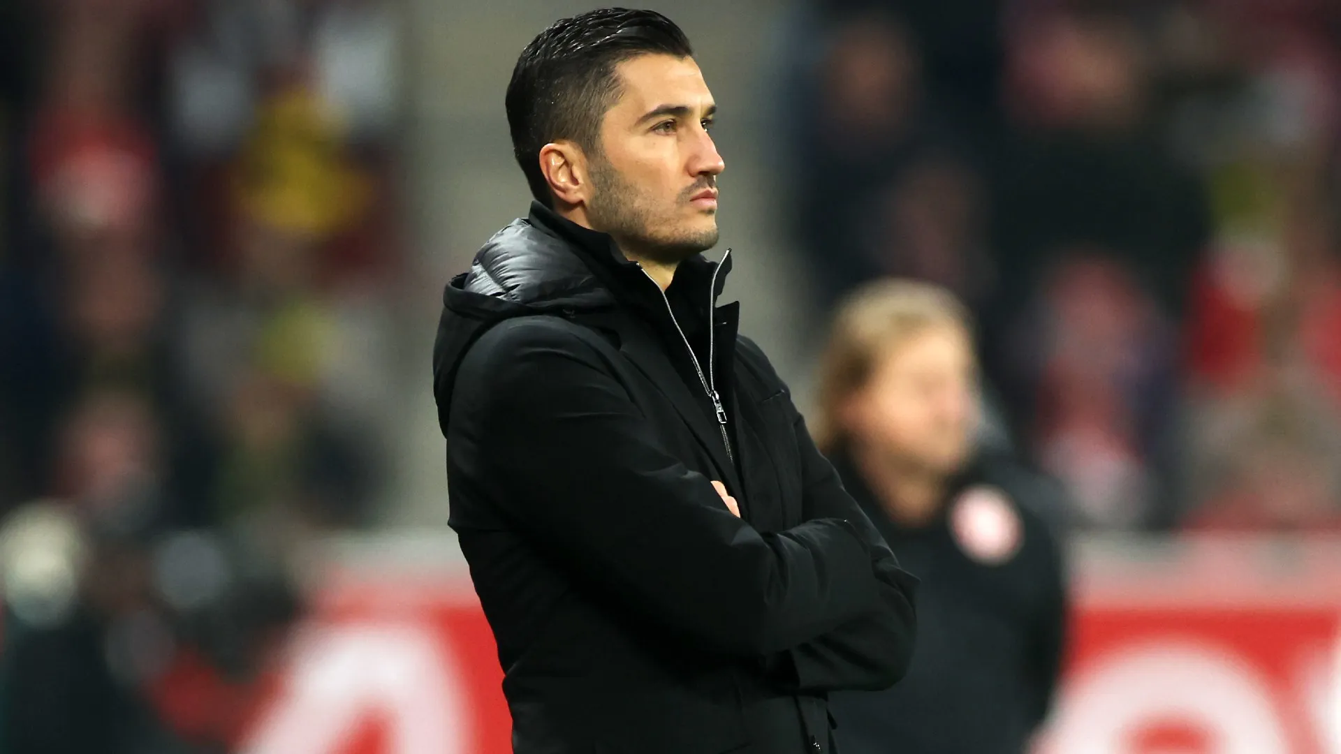 nuri-sahin-on-the-touchline-for-borussia-dortmund_1ip61b7b0jp0c11fn1wrvmo064.jpg