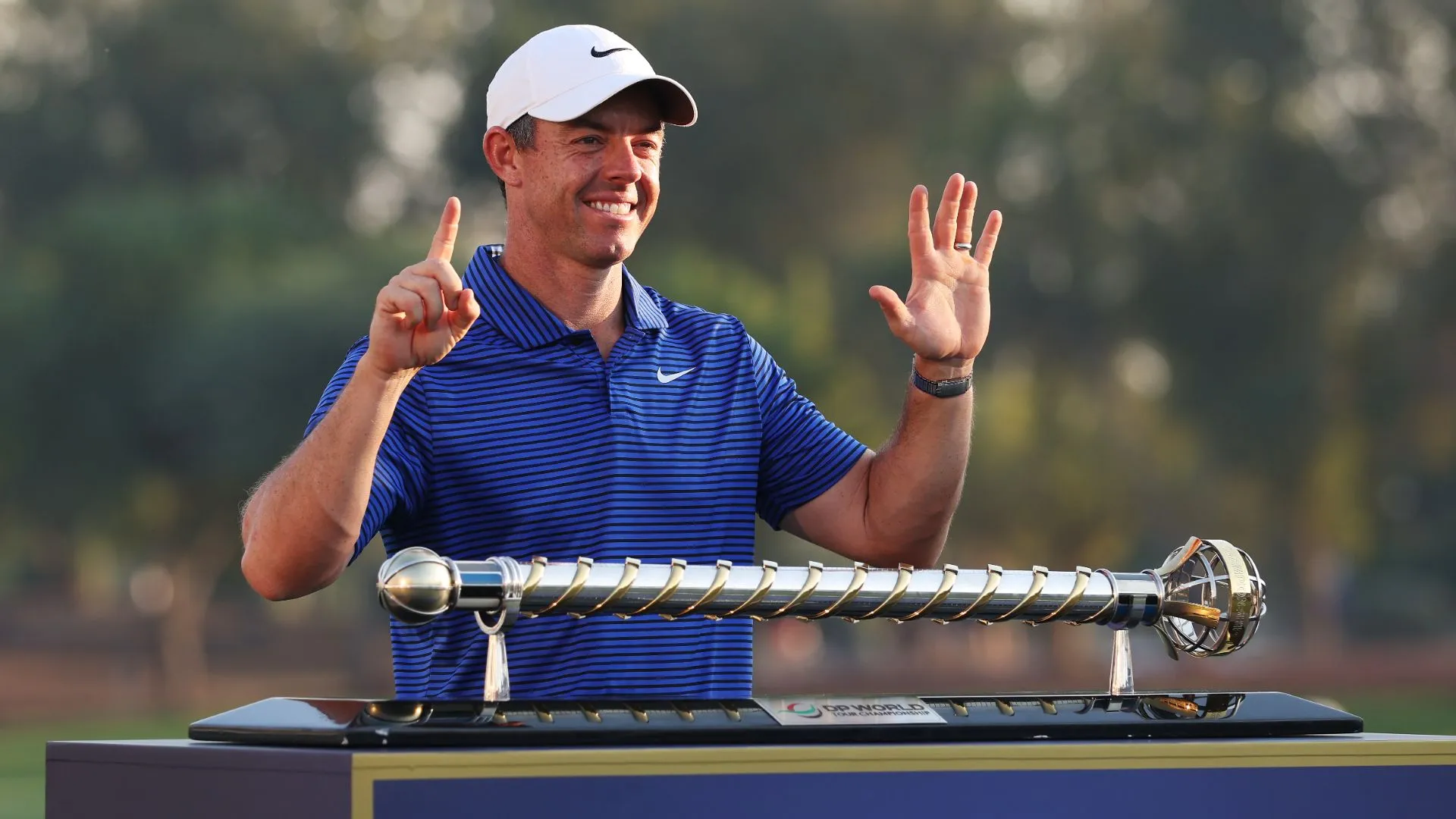 rory-mcilroy_i6mxi8p6hk5g11pk0llfpfnwy.jpg