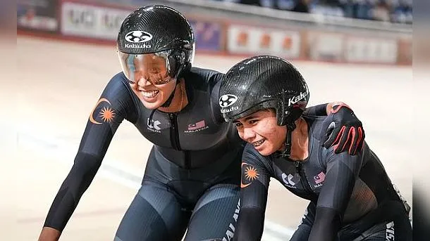 anis-amira-nurul-izzah.jpg