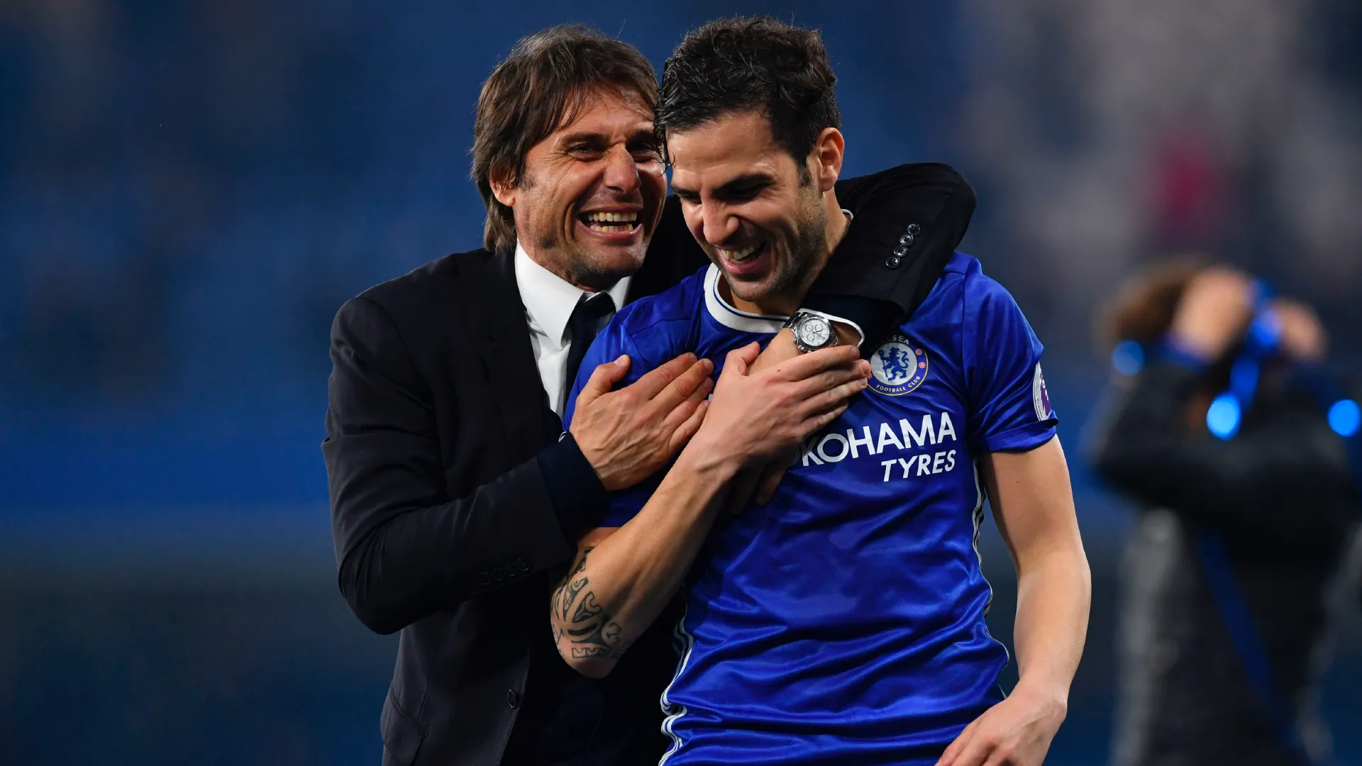 antonio-conte-and-cesc-fabregas_15dxgek7fq63k1awtlsxow2bhb.jpg