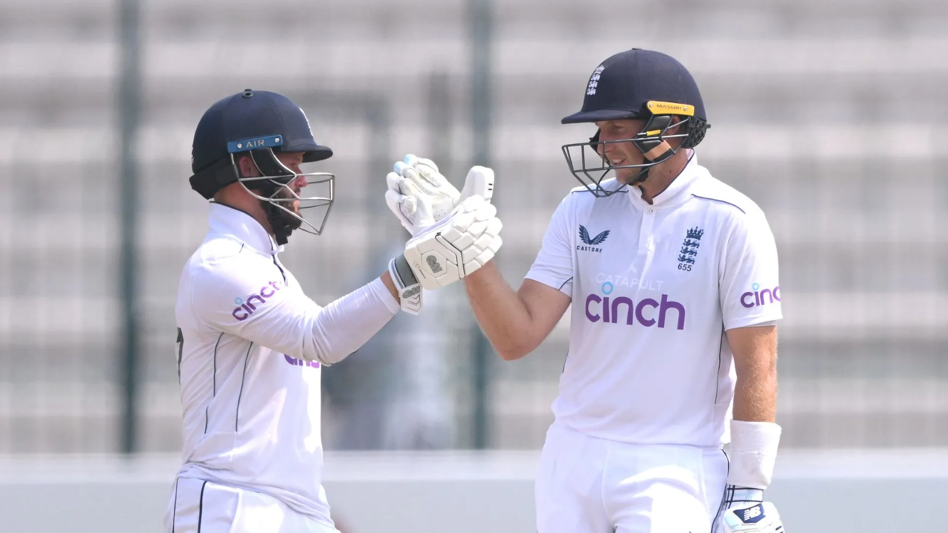 ben-duckett-and-joe-root_gravud1ckqzd14dsiahcodzx6.jpg