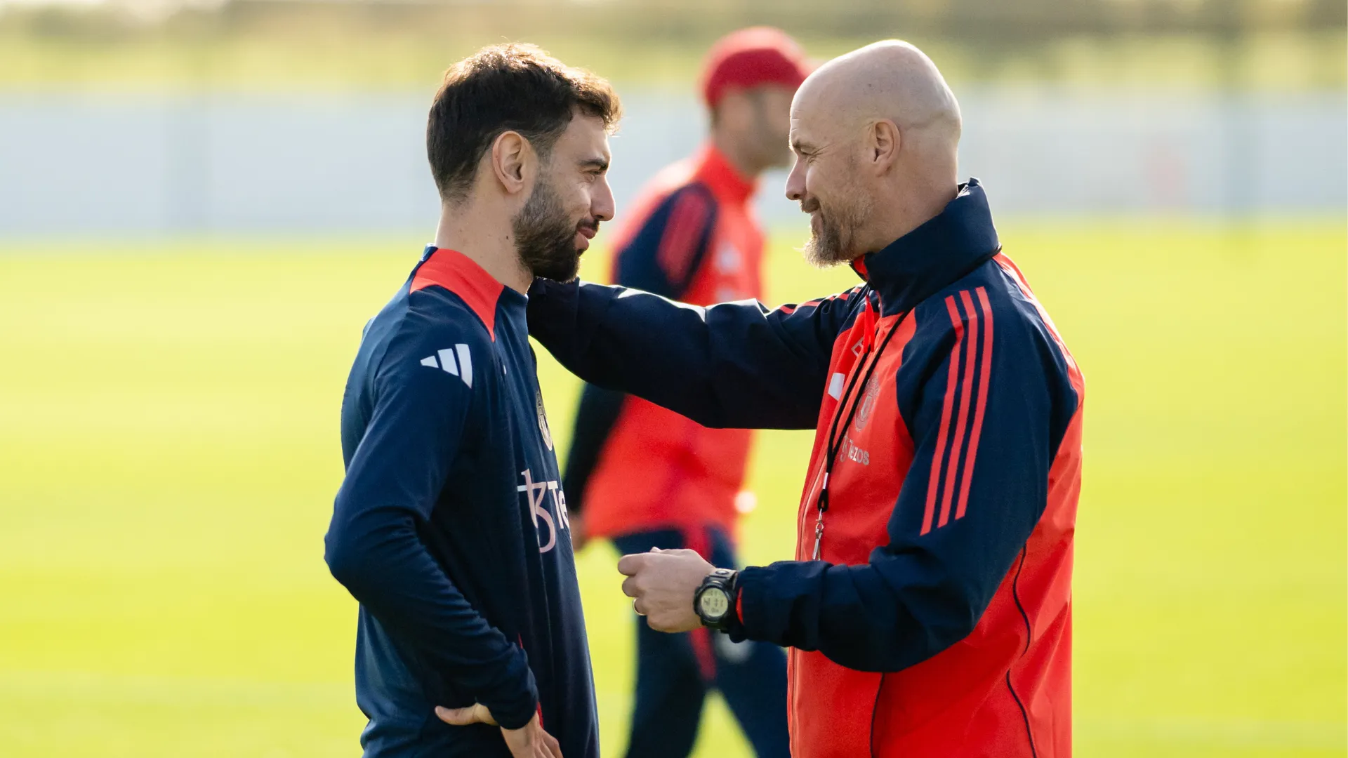 bruno-fernandes-and-erik-ten-hag_1redf3z7d9ds01h6nqc1qj5dhs.png