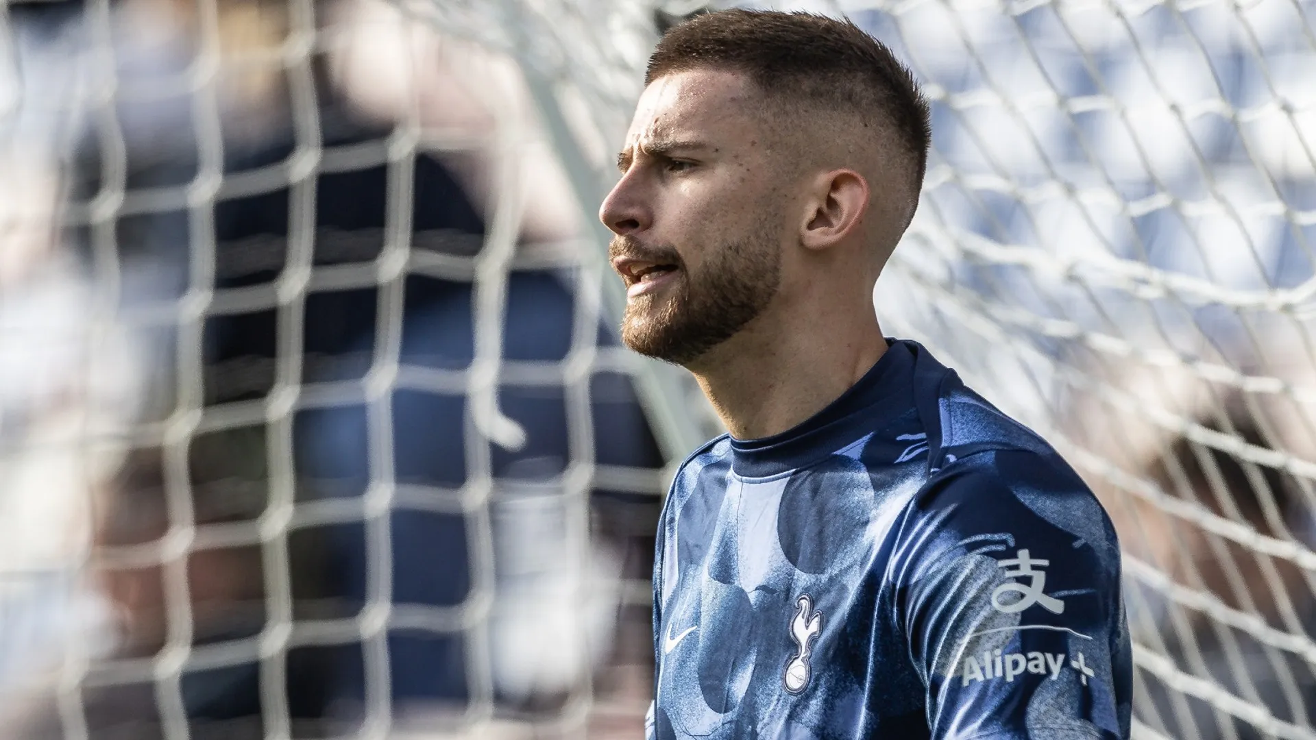 guglielmo-vicario-for-tottenham-hotspur-against-crystal-palace_4mbho5u9v04d19s6sjhl4bt95.jpg