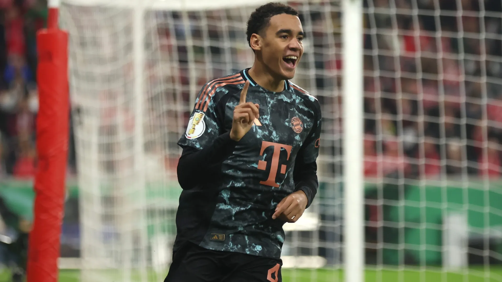 jamal-musiala-celebrates-his-hat-trick-against-mainz-05-for-bayern-muniawk16kwp833h1pdlq3ok5mudt.jpg