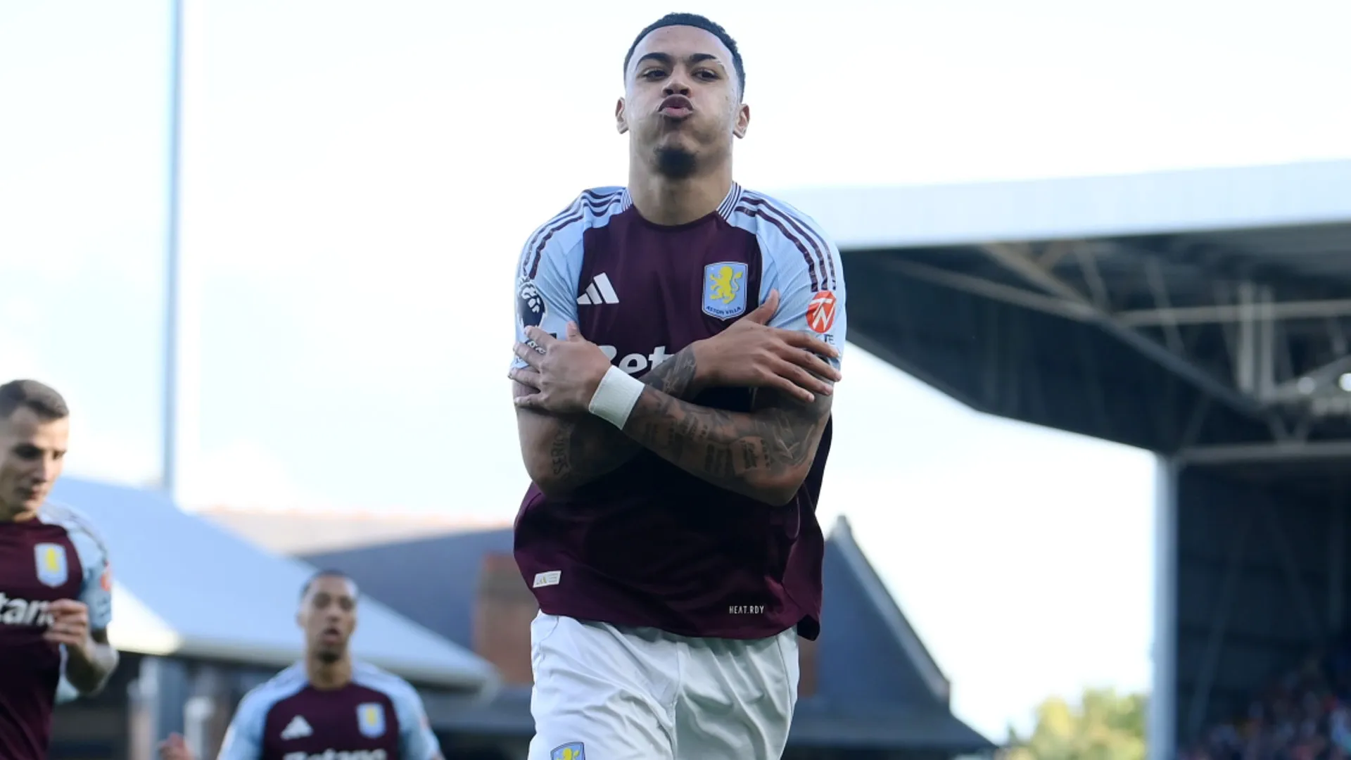 morgan-rogers-celebrates-scoring-the-equaliser-against-fulham_zmfdyxblp6m01q4cuvu83myhy.jpg
