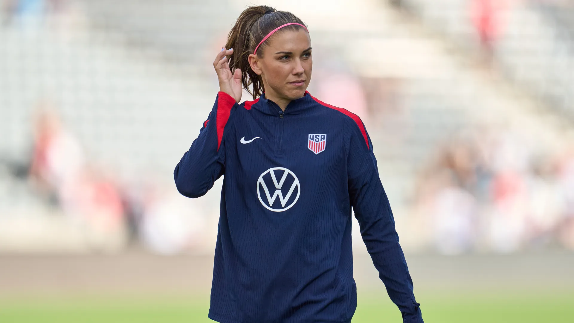 alex-morgan_1mvezbudzvz6y1lbgf1rsvzbt3.jpg