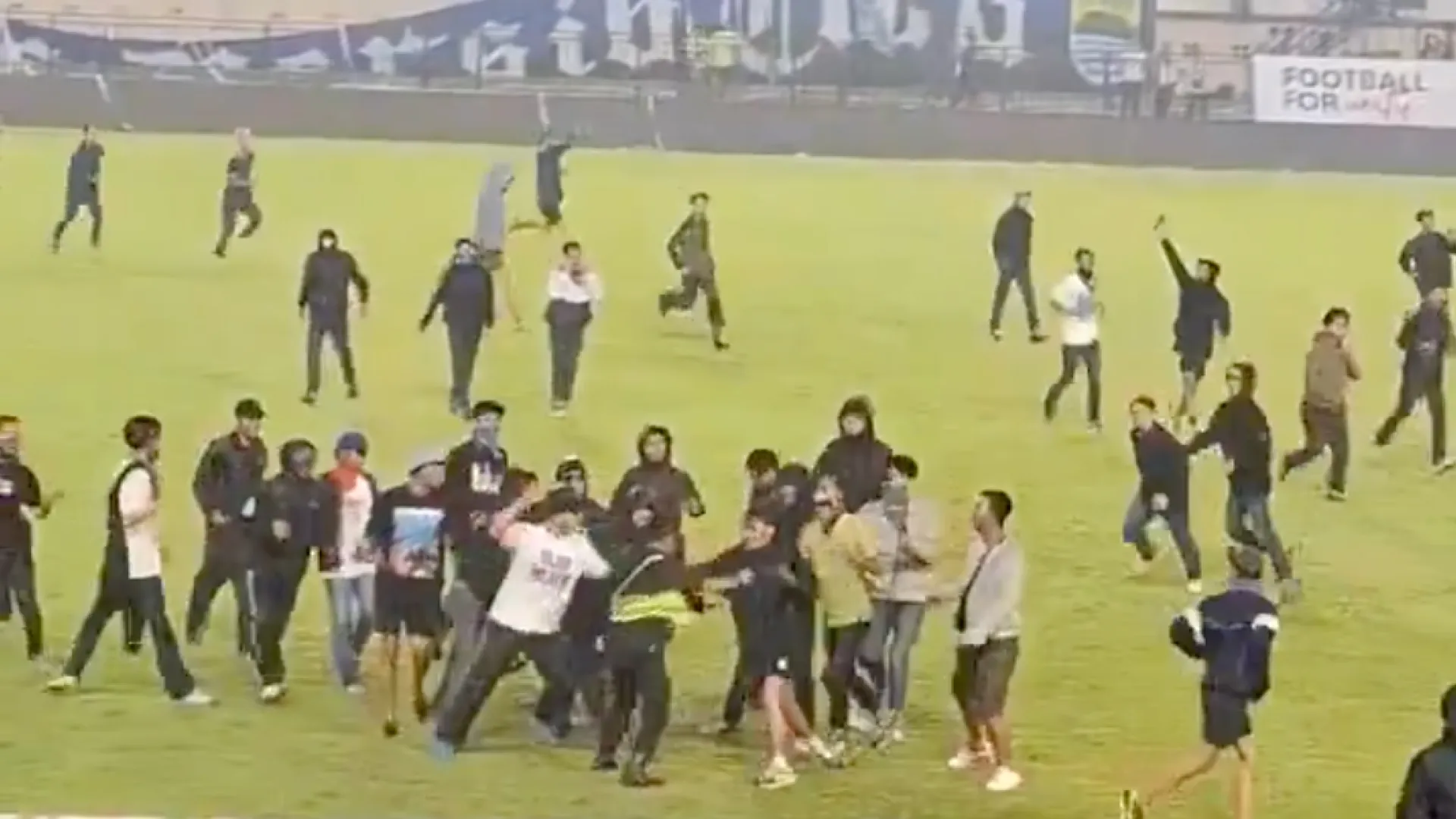 persib-bandung-vs-persija-jakarta.jpg