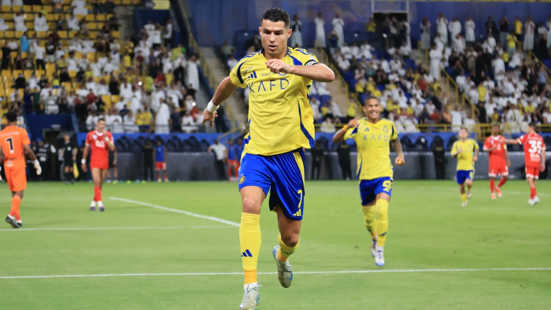 ronaldo_2zry26l39x9j1124m0e2tlyx7.jpg