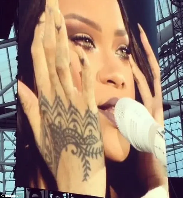 rihanna3.jpg