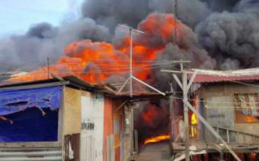 rumahtawauterbakar1.jpg