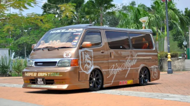 modifikasi-hiace-01_1.jpg