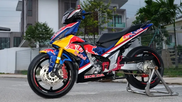honda-rs150r-nicky-hayden-03_1.jpg