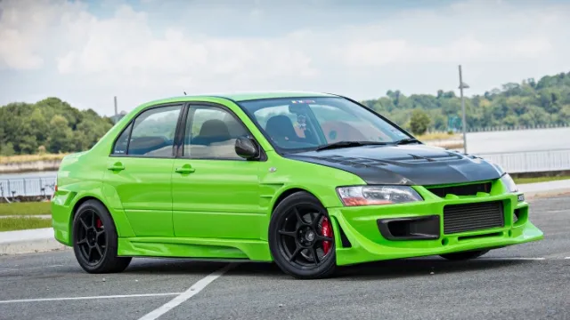 mitsubishi-evo-viii-hijau-01.jpg