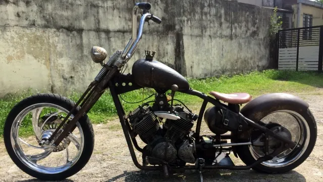 yamaha-dragstar-si-karatz-02_1.jpg