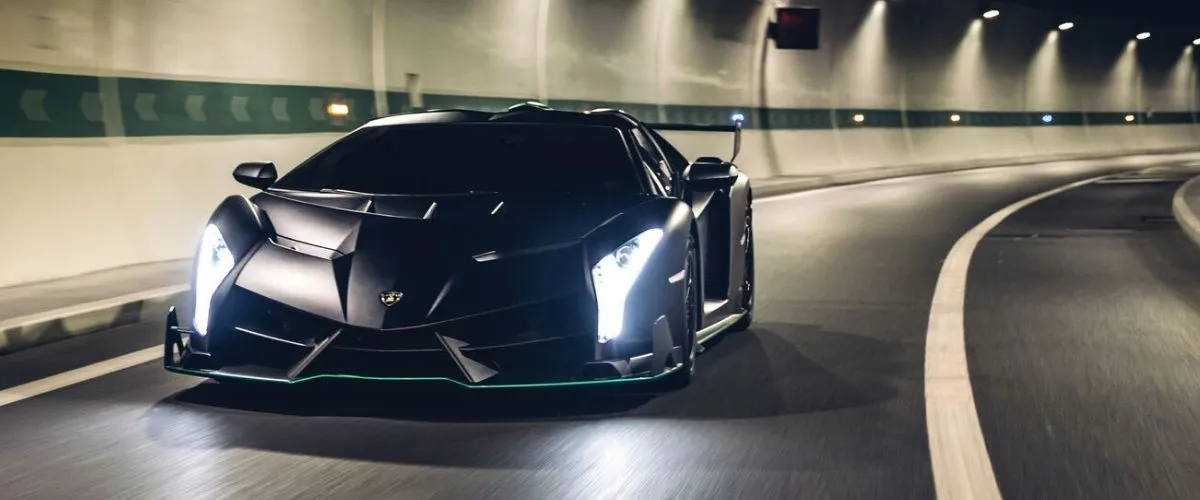 lamborghini-veneno-roadster-lelong-drebar-mi.jpg