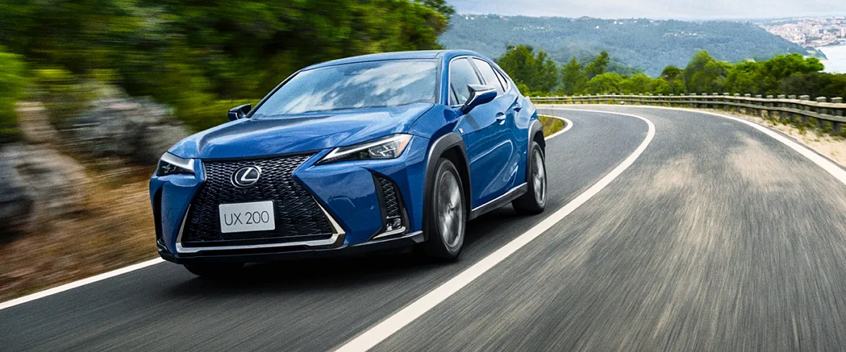 lexus-ux-200-tempahan-drebar-mi.jpg