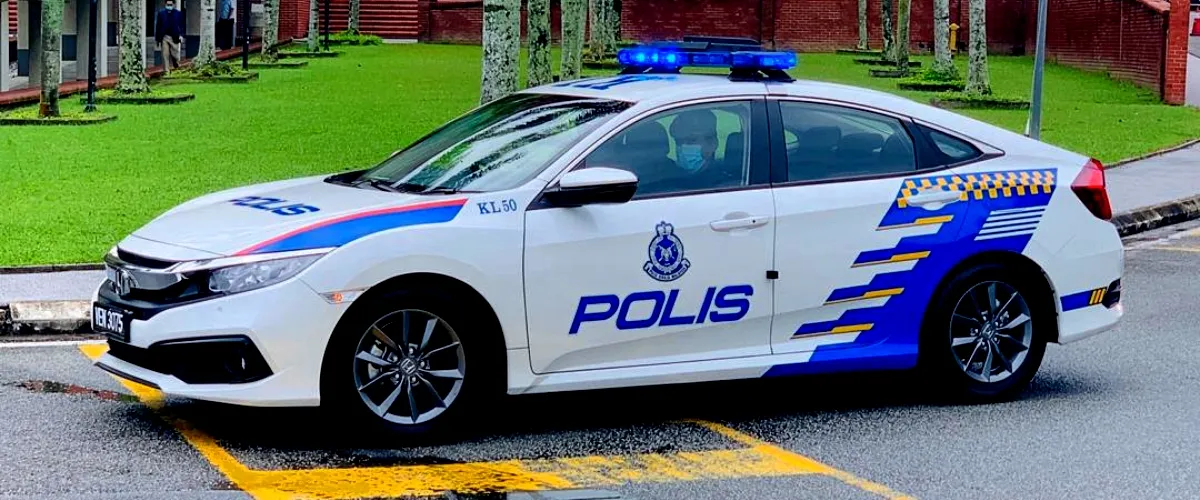 pdrm-honda-civic-1-8-mi.jpg